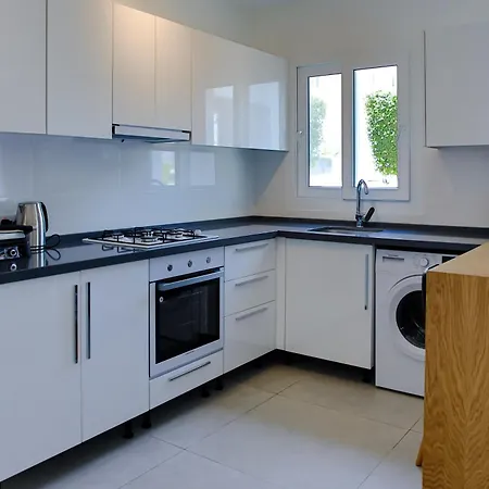 Ground Garden View In Caesar & Spa, Long Apartment Perivolia tou Trikomou